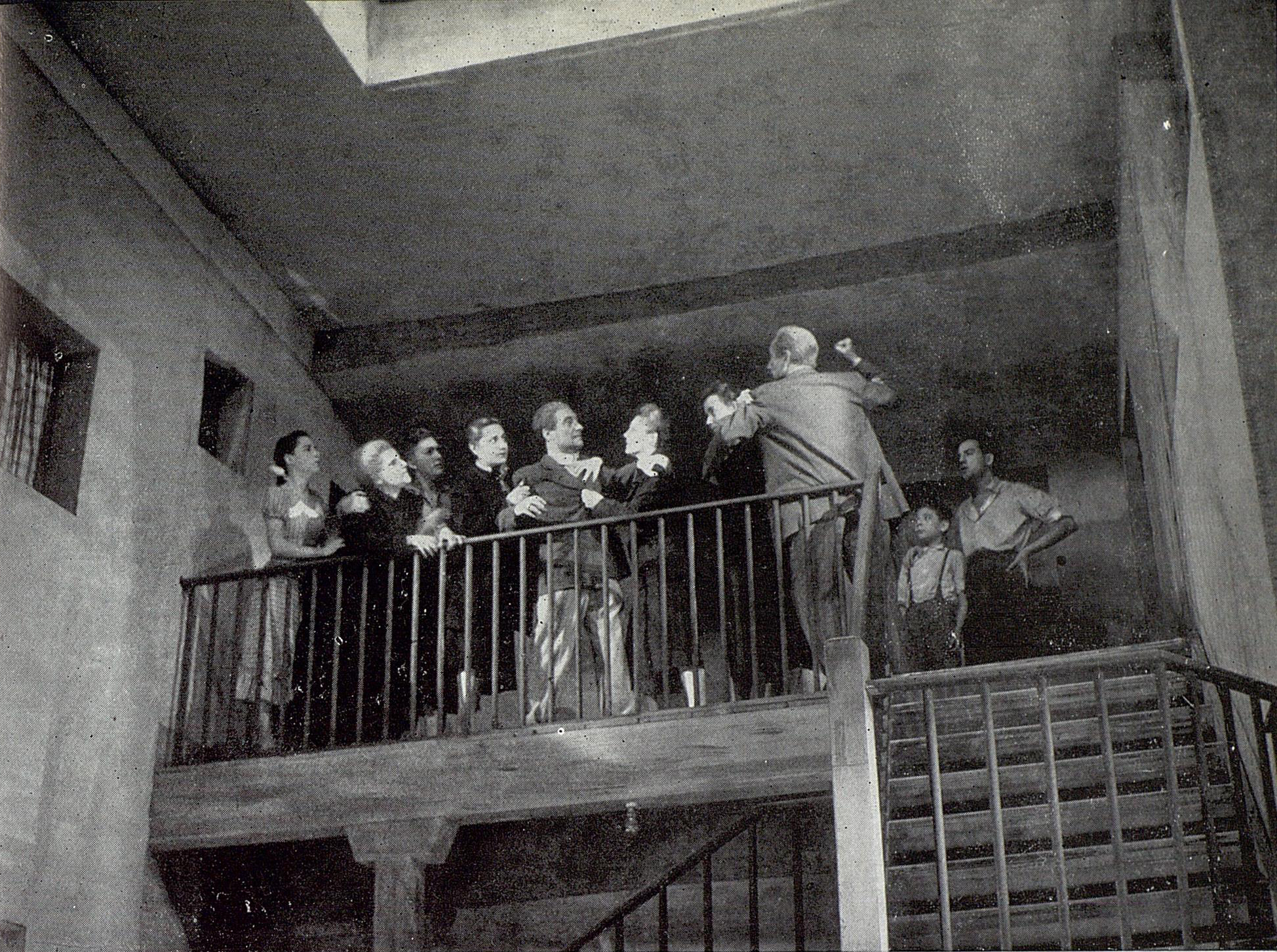 Estreno de Historia de una escalera . 14 de octubre de 1949